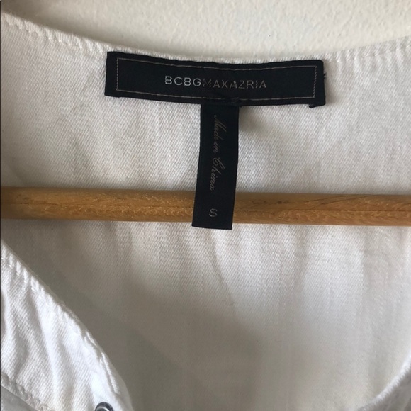 BCBGMaxazria White Lace Front Shift Dress Small - Picture 3 of 7